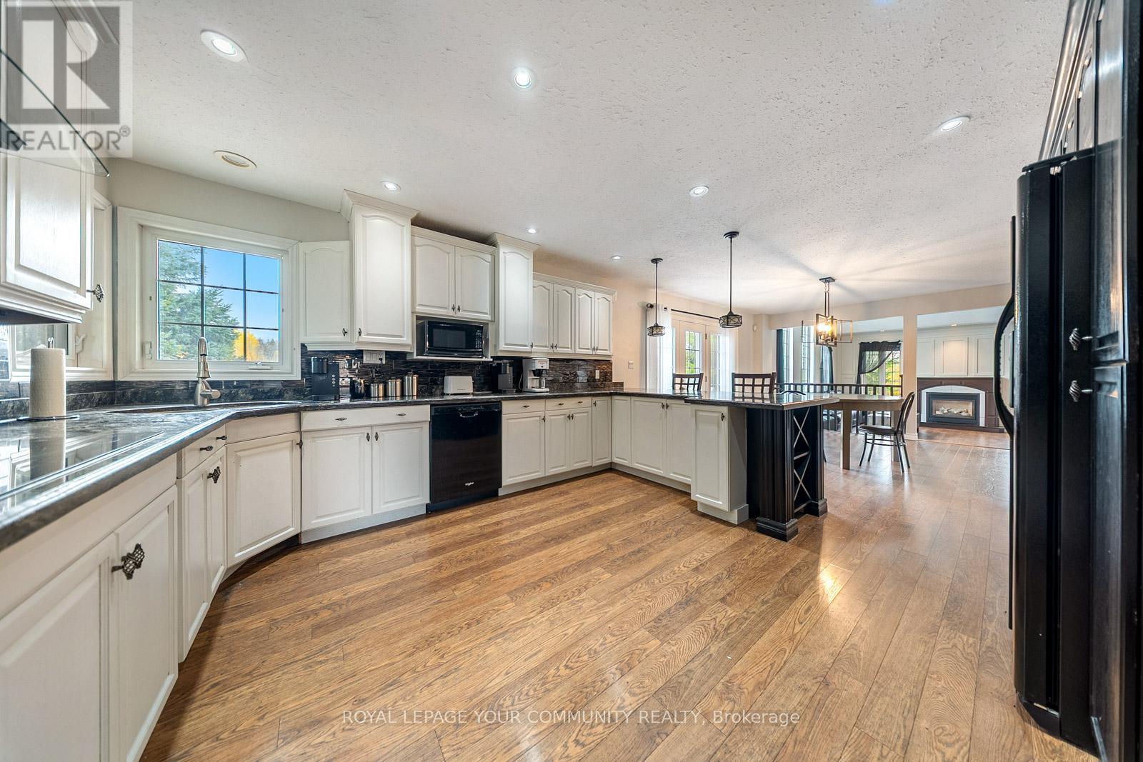 286194 County Road, Mono, Ontario  L9W 6P6 - Photo 18 - X12480483