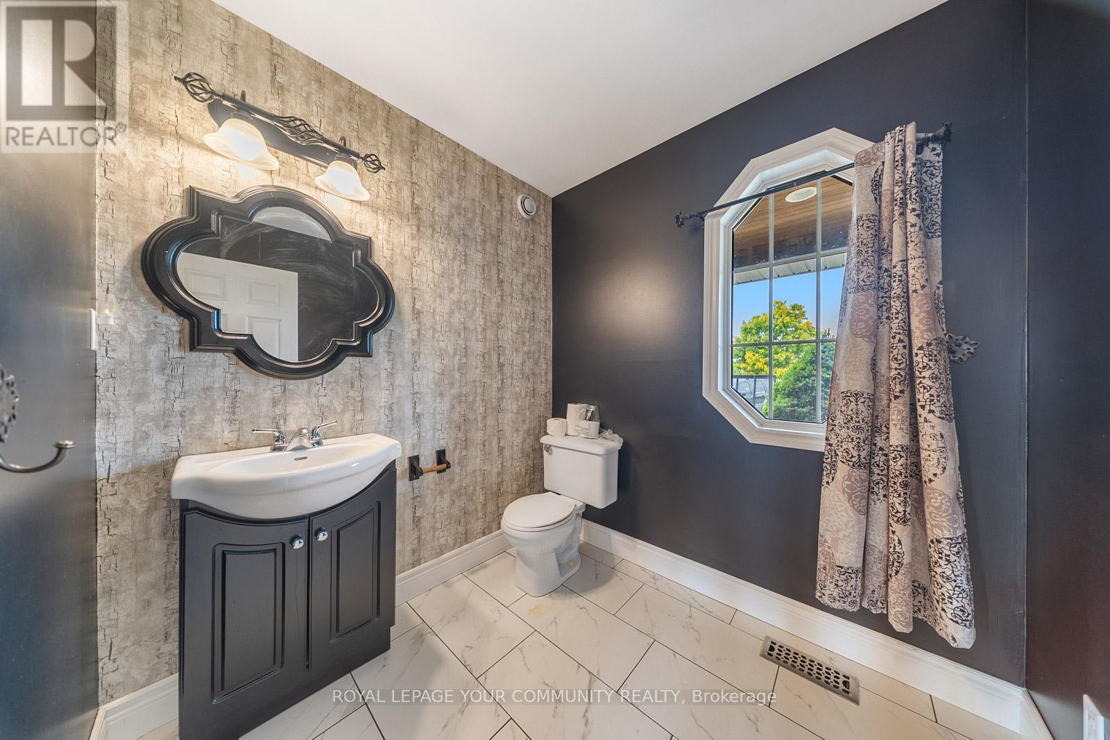 286194 County Road, Mono, Ontario  L9W 6P6 - Photo 23 - X12480483