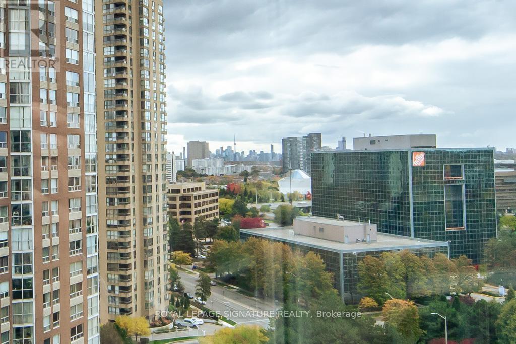 1506 - 7 Concorde Place, Toronto, Ontario  M3C 3N4 - Photo 8 - C12480505