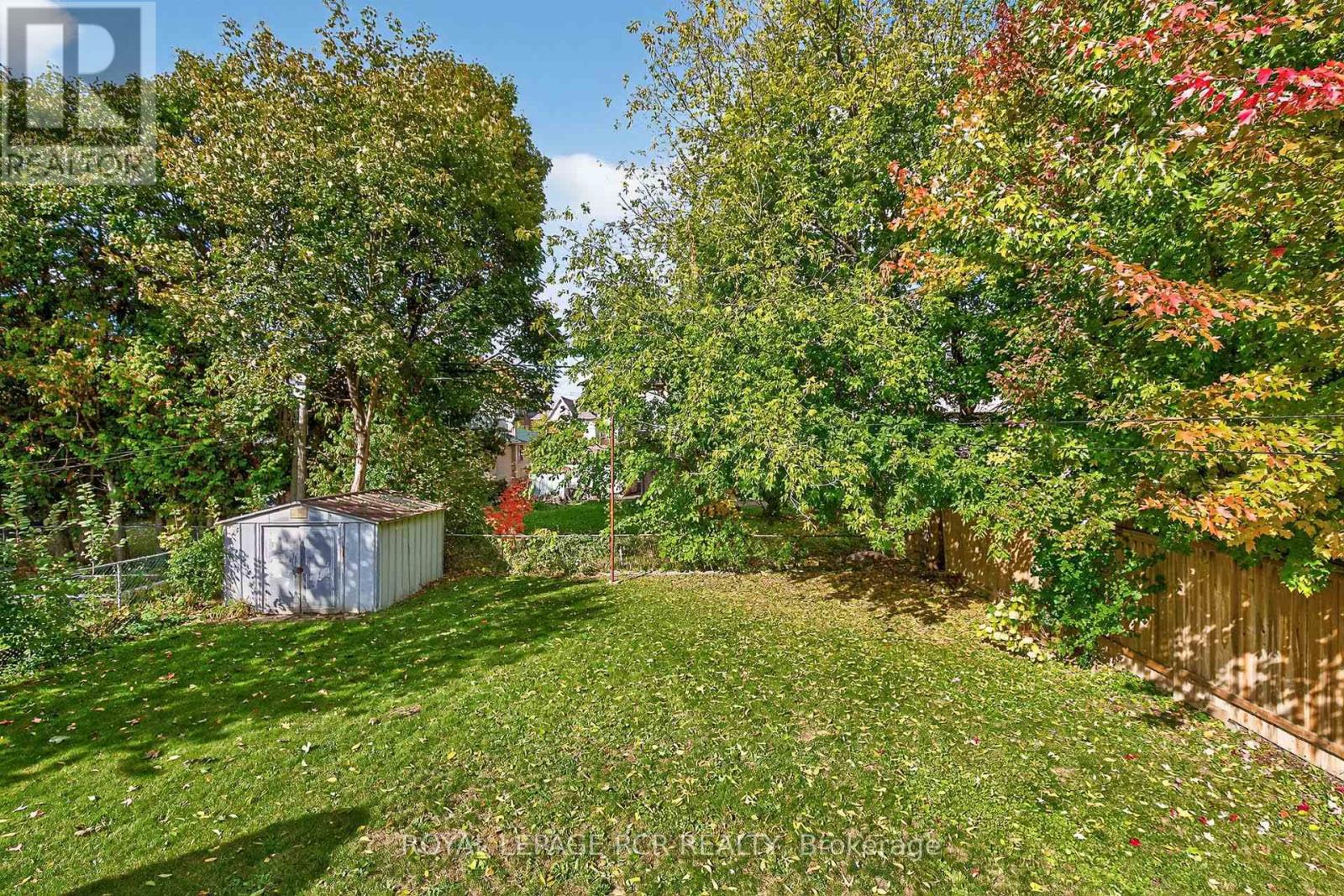 398 Connaught Avenue, Toronto, Ontario  M2R 2M2 - Photo 36 - C12480519