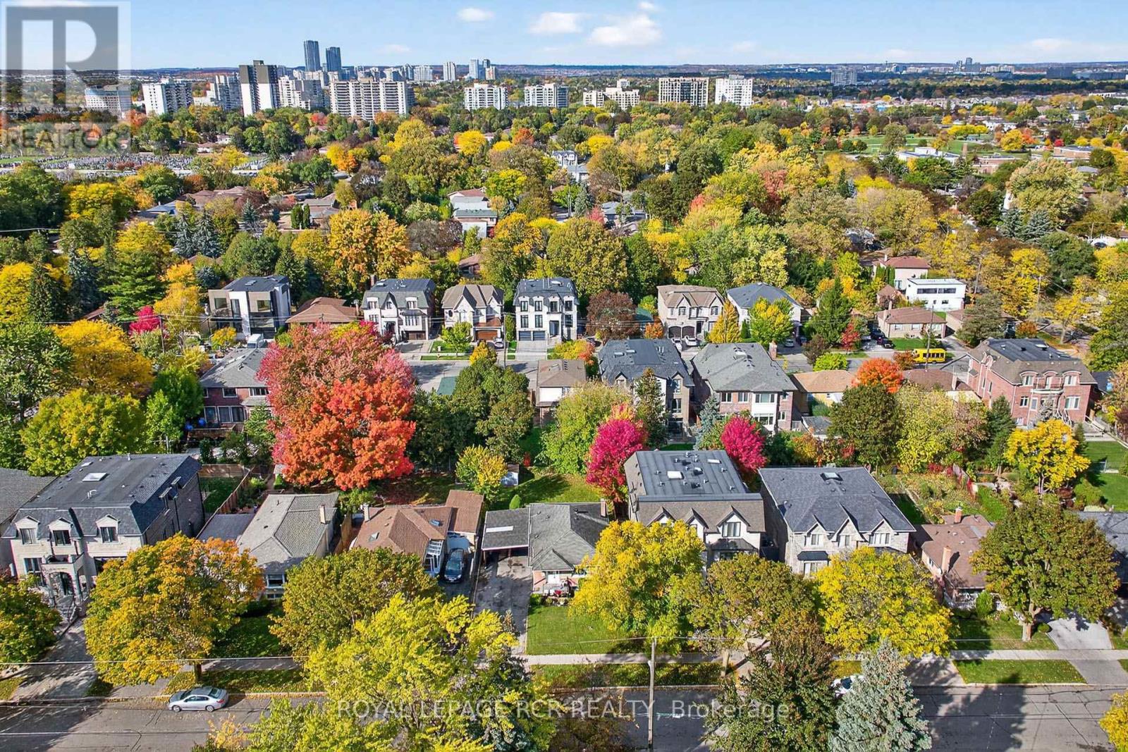 398 Connaught Avenue, Toronto, Ontario  M2R 2M2 - Photo 4 - C12480519