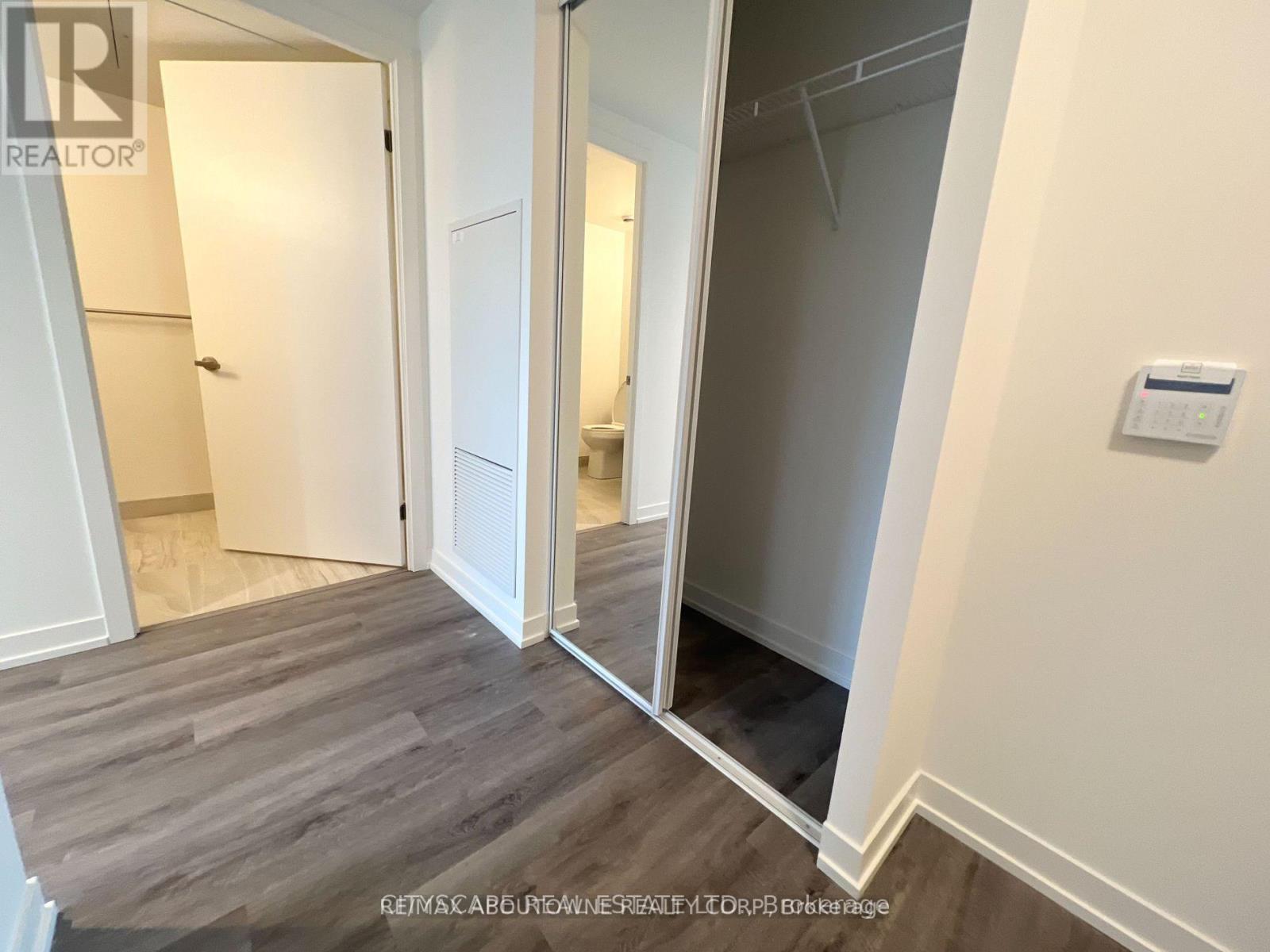 1607 - 138 Downes Street, Toronto (Waterfront Communities), Ontario  M5E 0E4 - Photo 10 - C12480549