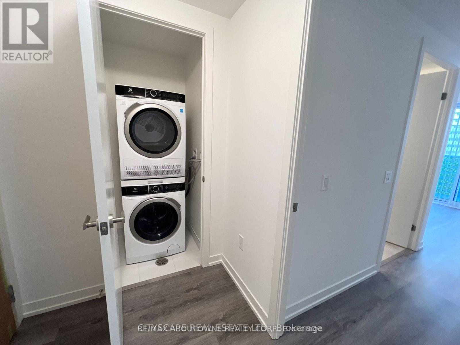 1607 - 138 Downes Street, Toronto (Waterfront Communities), Ontario  M5E 0E4 - Photo 11 - C12480549