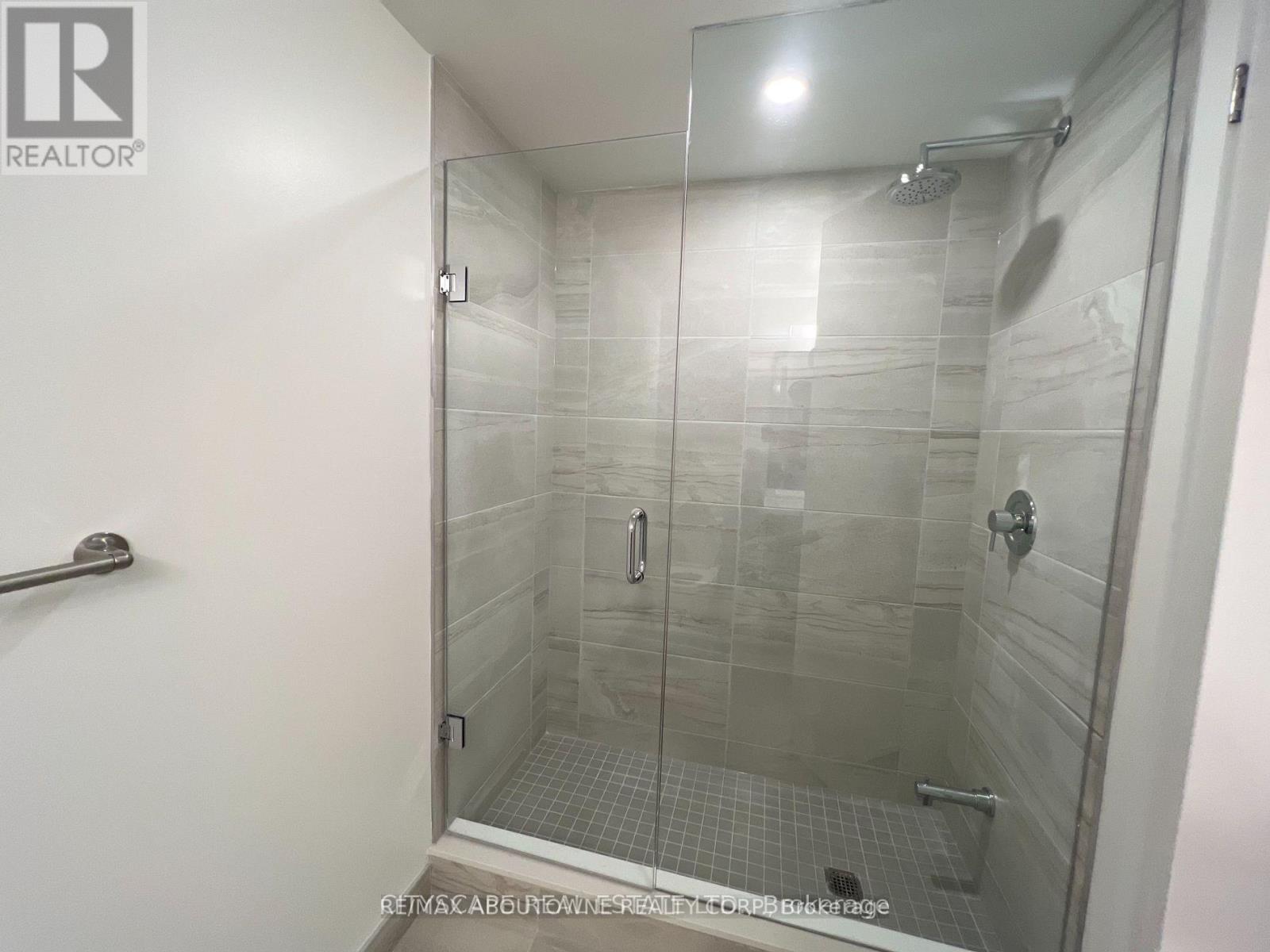 1607 - 138 Downes Street, Toronto (Waterfront Communities), Ontario  M5E 0E4 - Photo 9 - C12480549