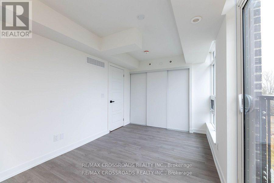Th47 - 861 Sheppard Avenue W, Toronto (Clanton Park), Ontario  M3H 2T5 - Photo 16 - C12480556