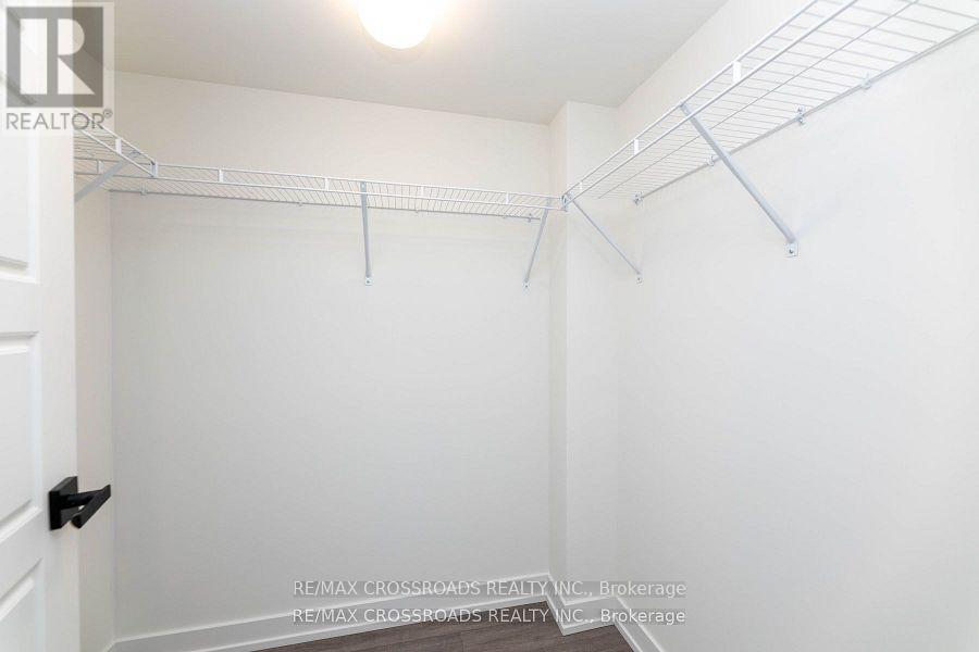 Th47 - 861 Sheppard Avenue W, Toronto (Clanton Park), Ontario  M3H 2T5 - Photo 24 - C12480556