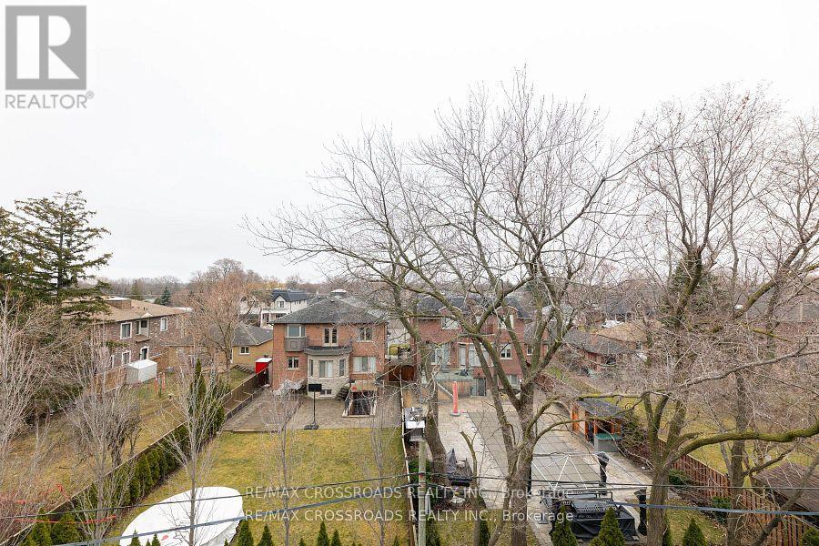 Th47 - 861 Sheppard Avenue W, Toronto (Clanton Park), Ontario  M3H 2T5 - Photo 35 - C12480556