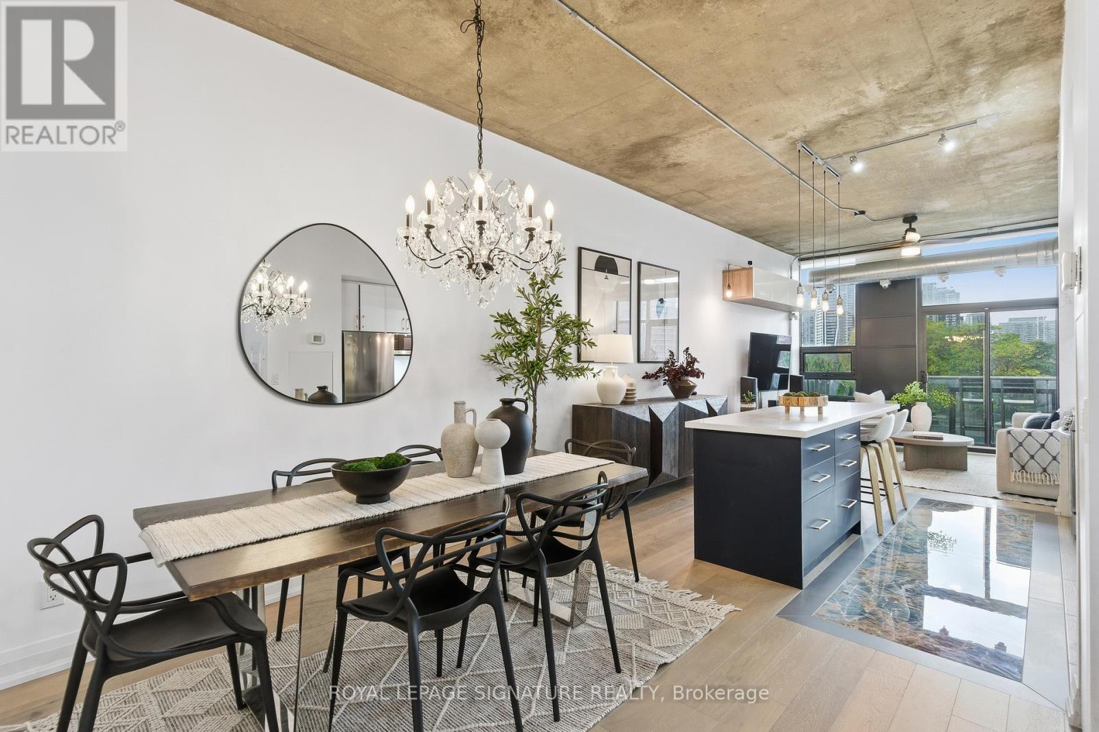 503 - 60 BATHURST STREET, Toronto, Ontario