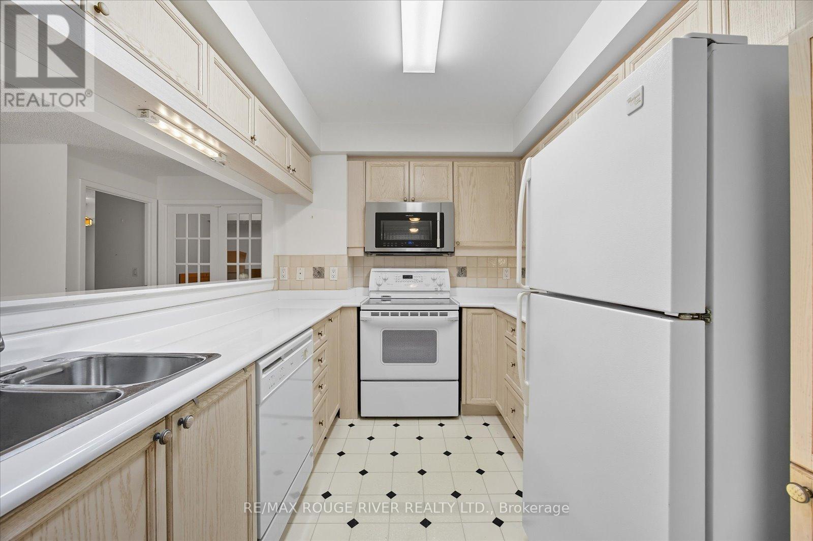 513 - 452 Scarborough Golf Road, Toronto (Woburn), Ontario  M1G 1H1 - Photo 11 - E12480511