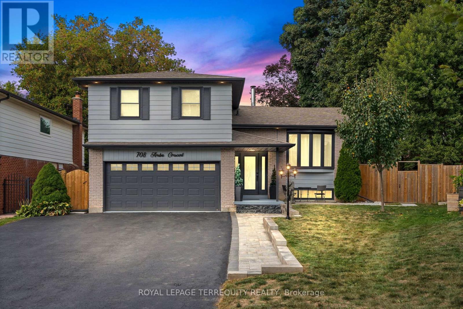 708 ARUBA CRESCENT, Oshawa, Ontario