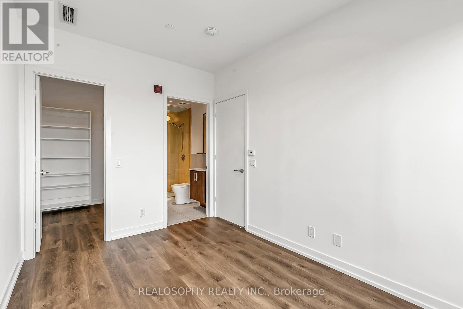 602 - 115 Larchmount Avenue, Toronto, Ontario  M4M 2Y6 - Photo 10 - E12480607