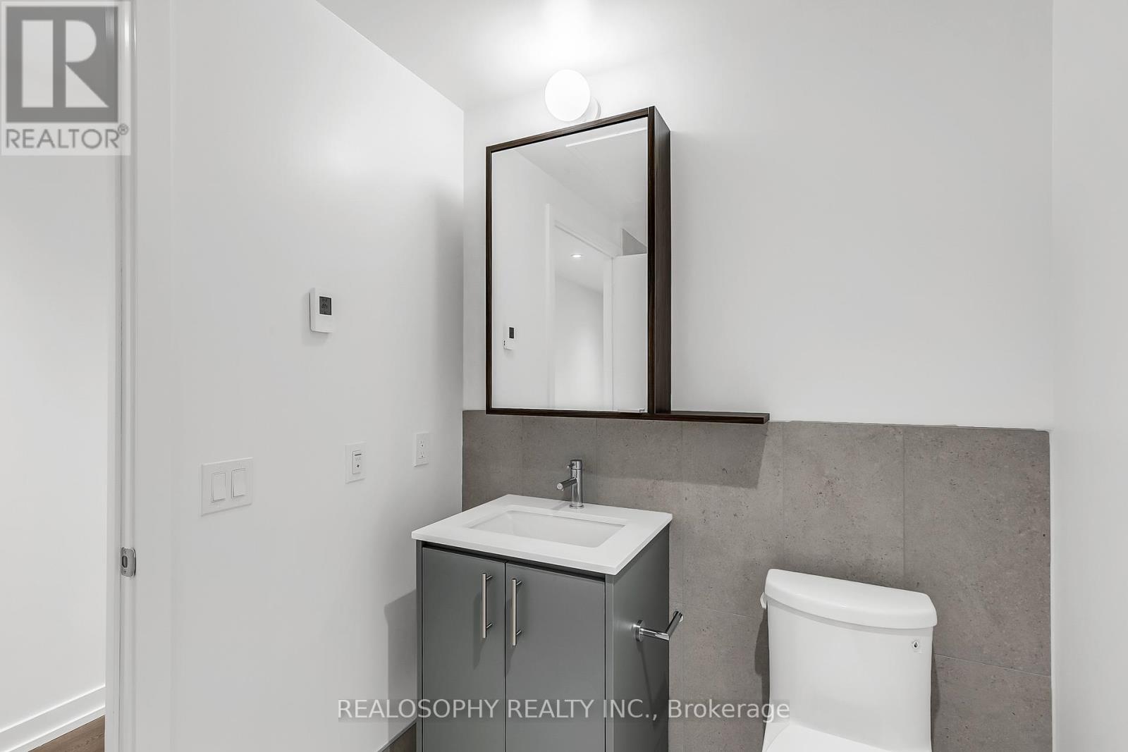 302 - 115 Larchmount Avenue, Toronto, Ontario  M4M 2Y6 - Photo 10 - E12480615