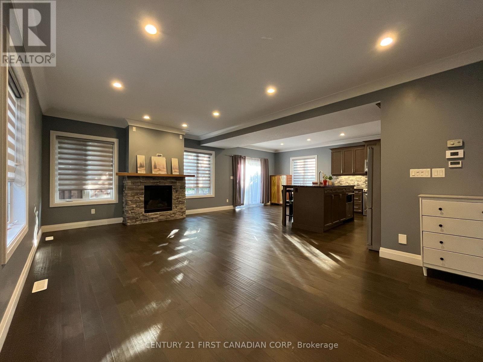 33 - 41 Earlscourt Terrace, Middlesex Centre, Ontario  N0L 1R0 - Photo 8 - X12460841