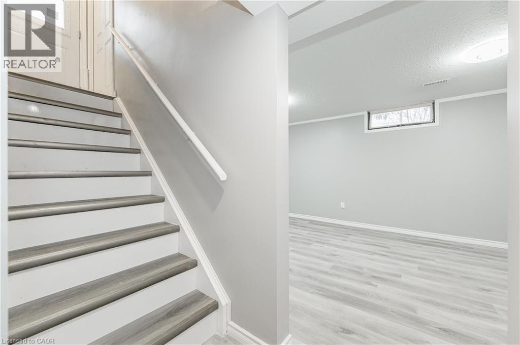 111 Chalmers Street S, Cambridge, Ontario  N1R 6A5 - Photo 30 - 40779449