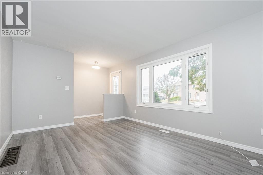 111 Chalmers Street S, Cambridge, Ontario  N1R 6A5 - Photo 6 - 40779449