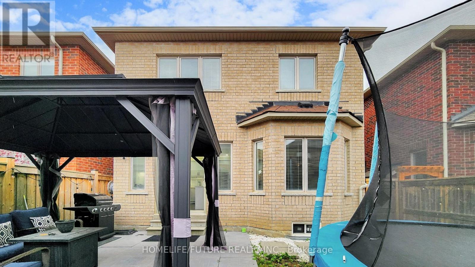 105 Juglans Crescent, Whitchurch-Stouffville, Ontario  L4A 1S5 - Photo 34 - N12480513