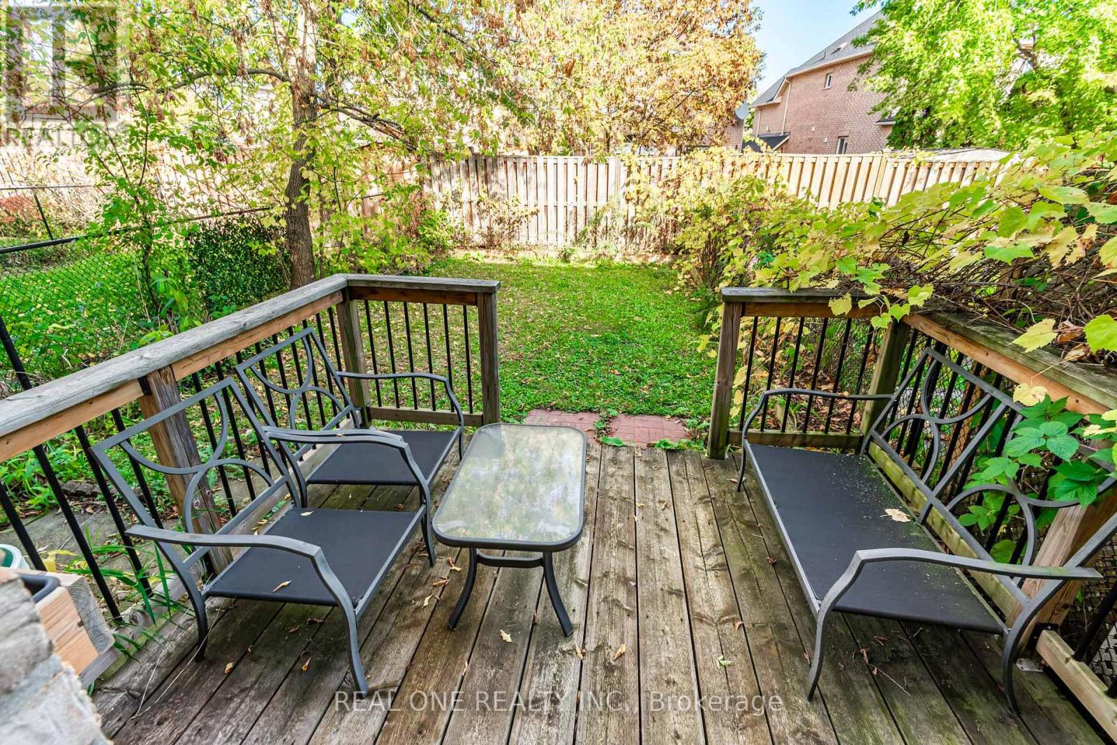 15 Debonair Street, Richmond Hill, Ontario  L4C 0R2 - Photo 30 - N12480536