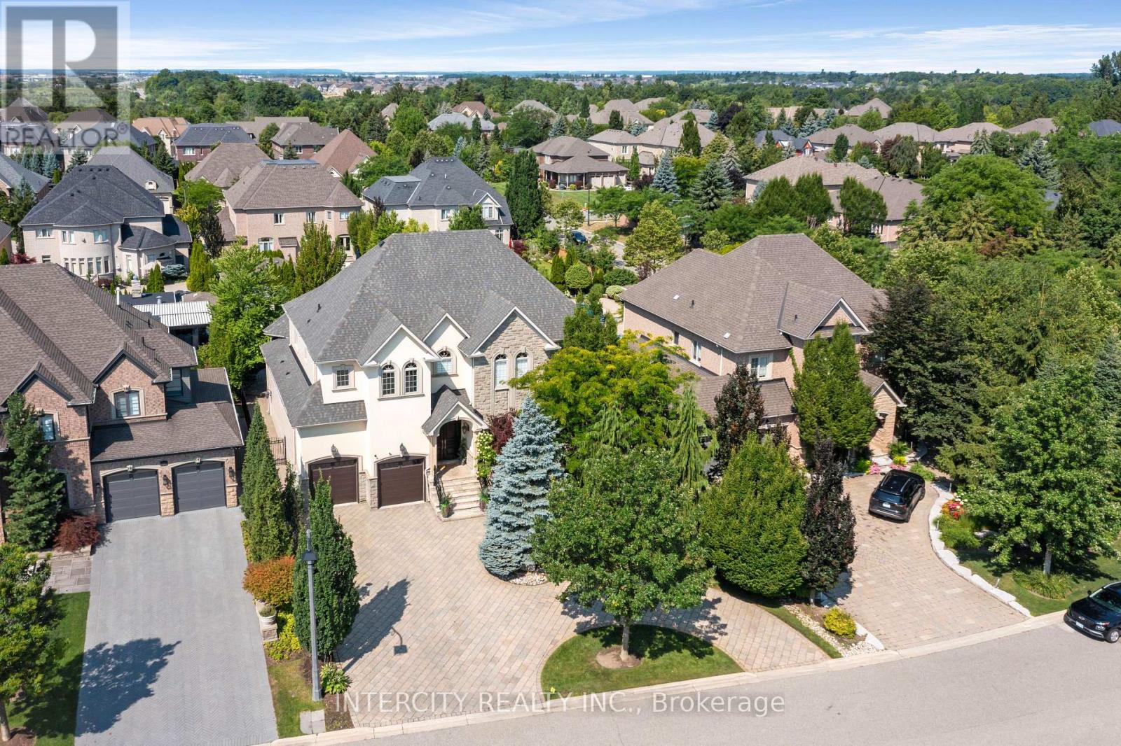 118 PARK RIDGE DRIVE, Vaughan, Ontario
