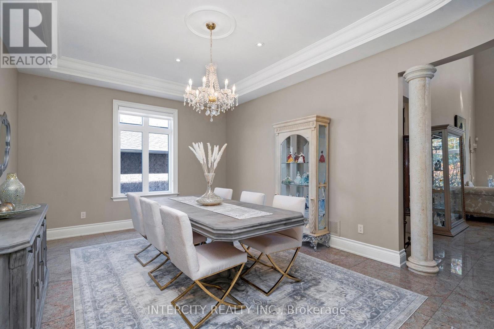 118 Park Ridge Drive, Vaughan (Kleinburg), Ontario  L0J 1C0 - Photo 10 - N12480561