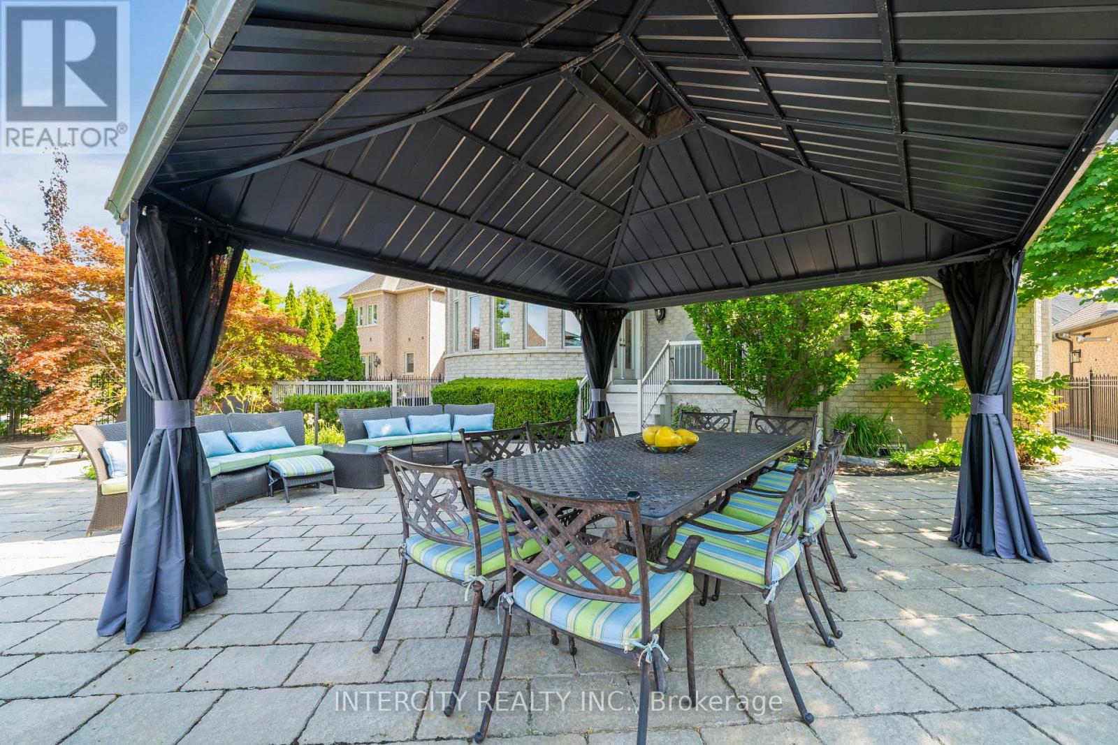 118 Park Ridge Drive, Vaughan (Kleinburg), Ontario  L0J 1C0 - Photo 43 - N12480561