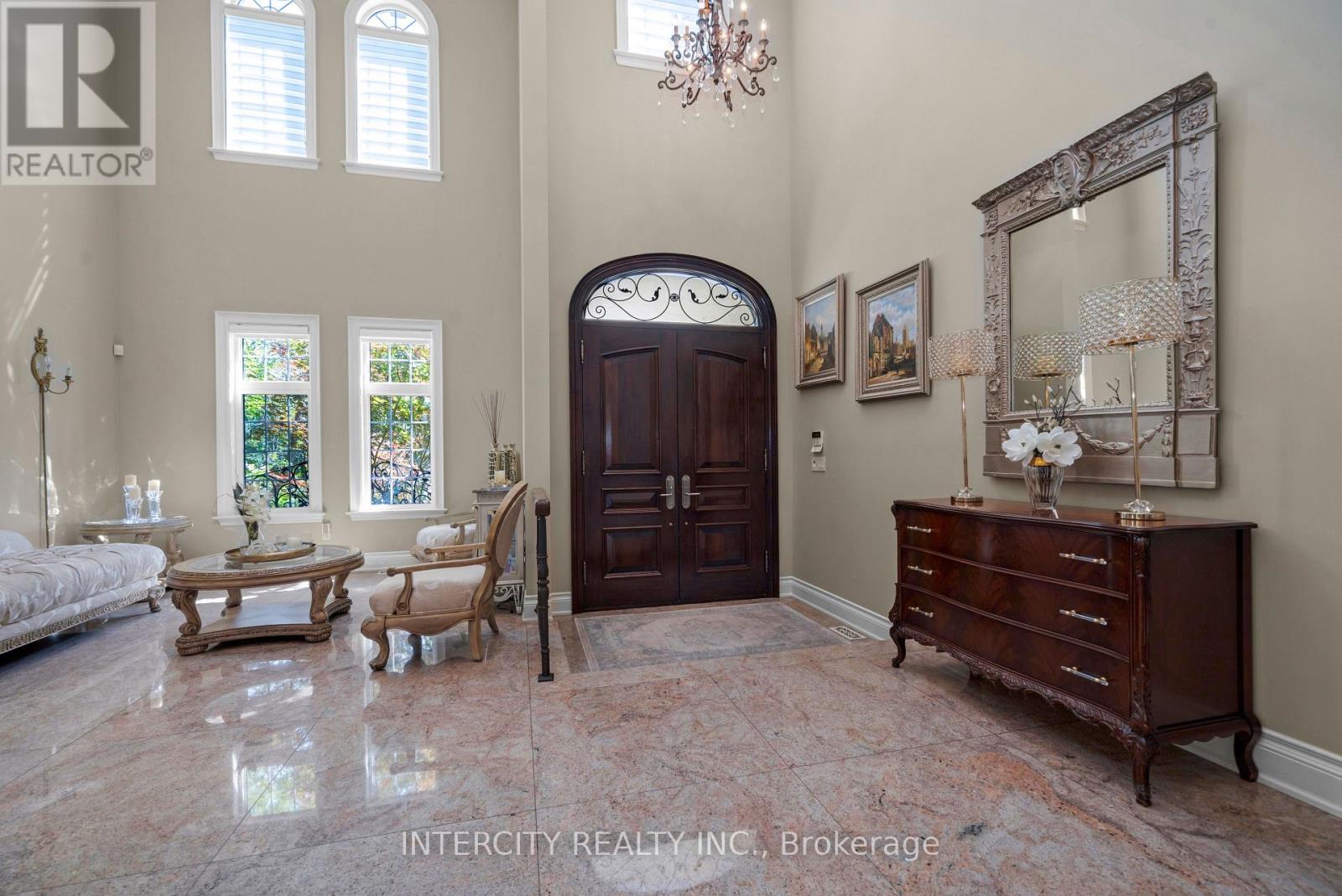 118 Park Ridge Drive, Vaughan (Kleinburg), Ontario  L0J 1C0 - Photo 5 - N12480561