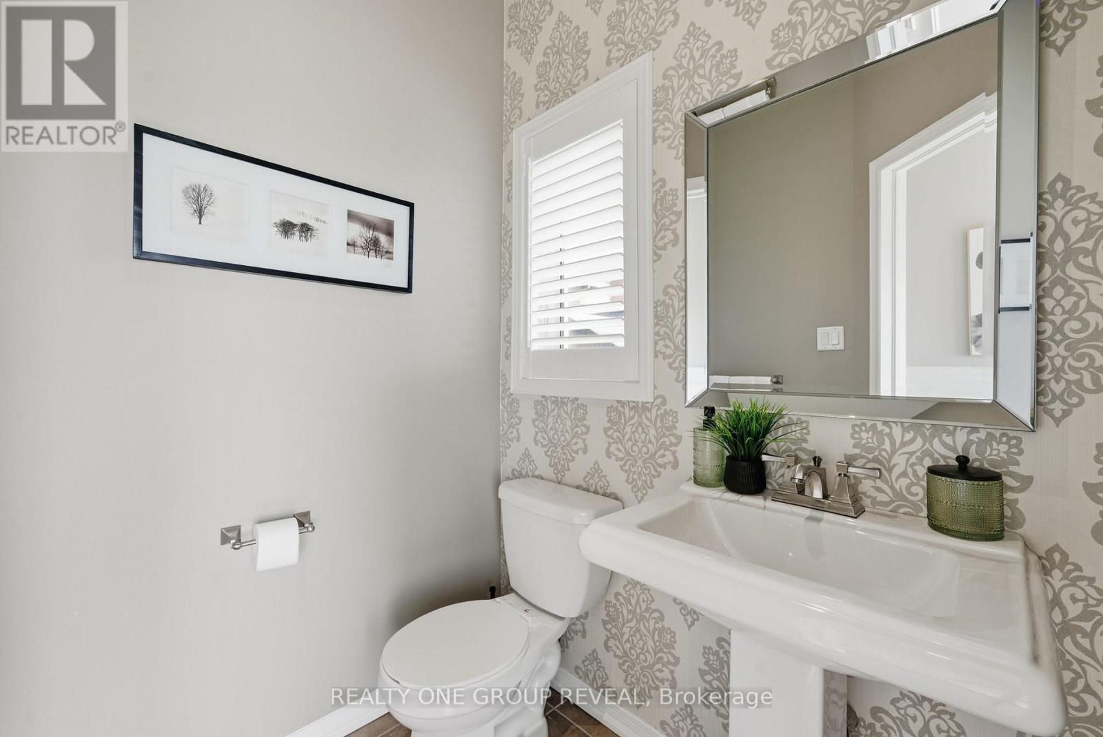 5 Robertdale Court, Whitchurch-Stouffville, Ontario  L4A 0Y5 - Photo 20 - N12480571