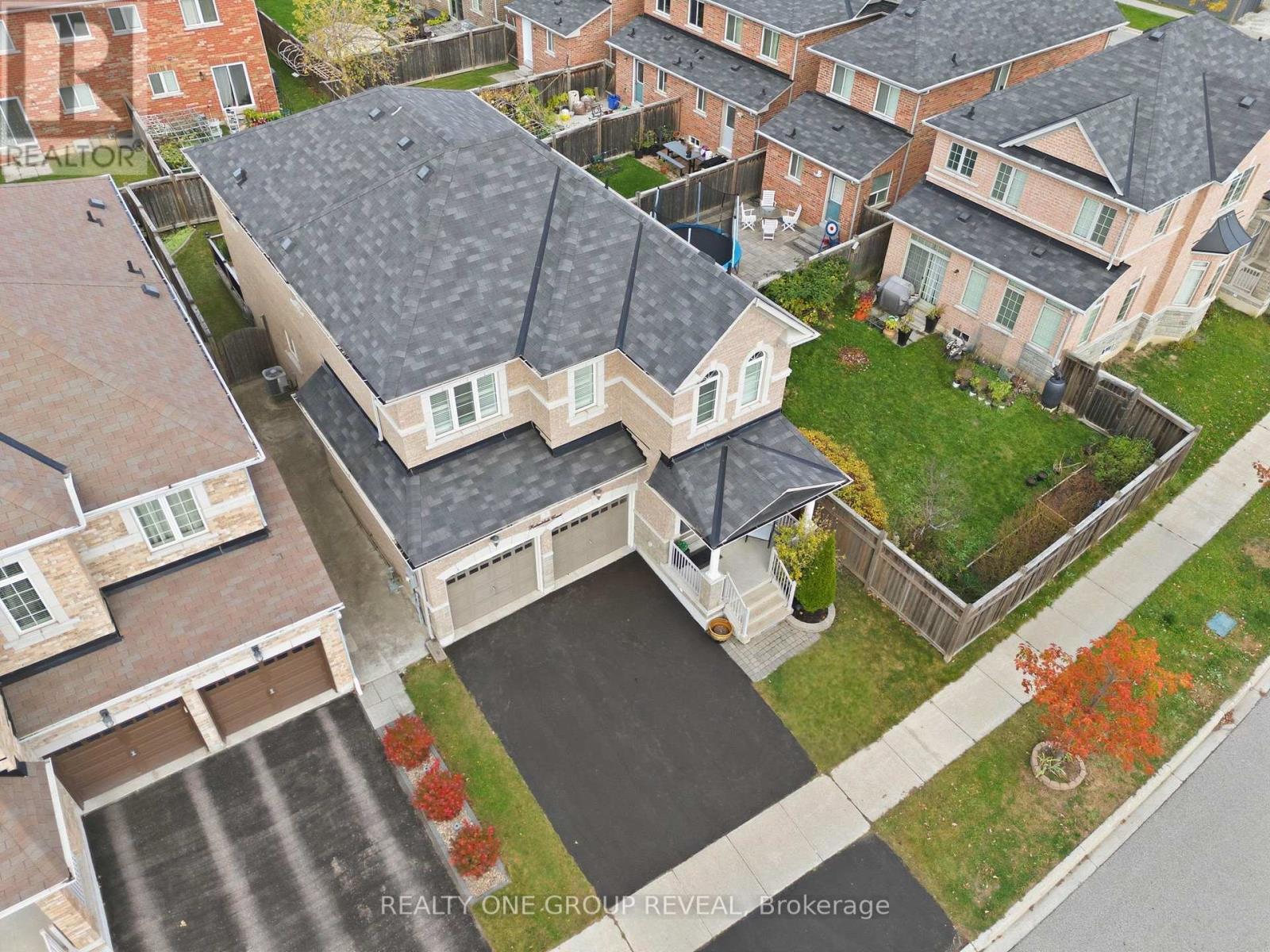 5 Robertdale Court, Whitchurch-Stouffville, Ontario  L4A 0Y5 - Photo 34 - N12480571