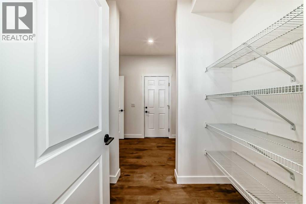 39 Bartlett Row Se, Calgary, Alberta  T3S 0P1 - Photo 21 - A2260490