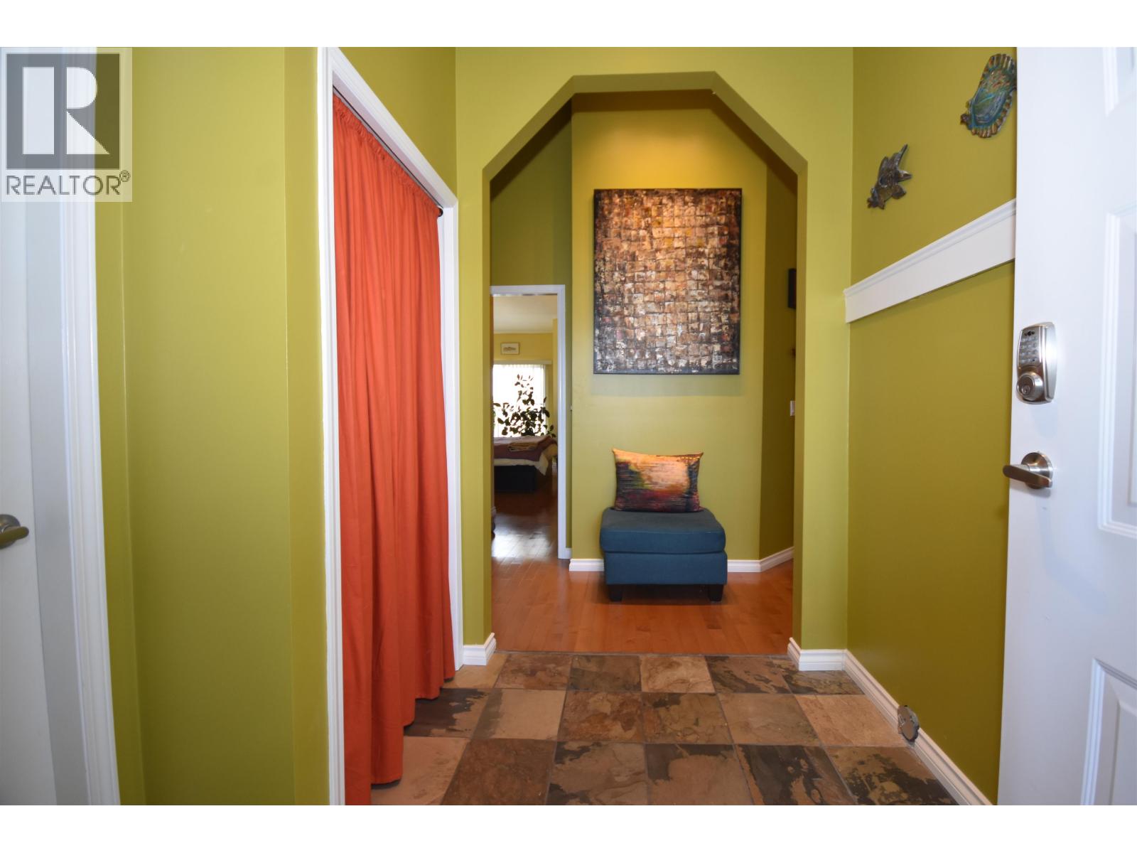 302 4955 River Road, Delta, British Columbia  V4K 4V9 - Photo 3 - R3040473