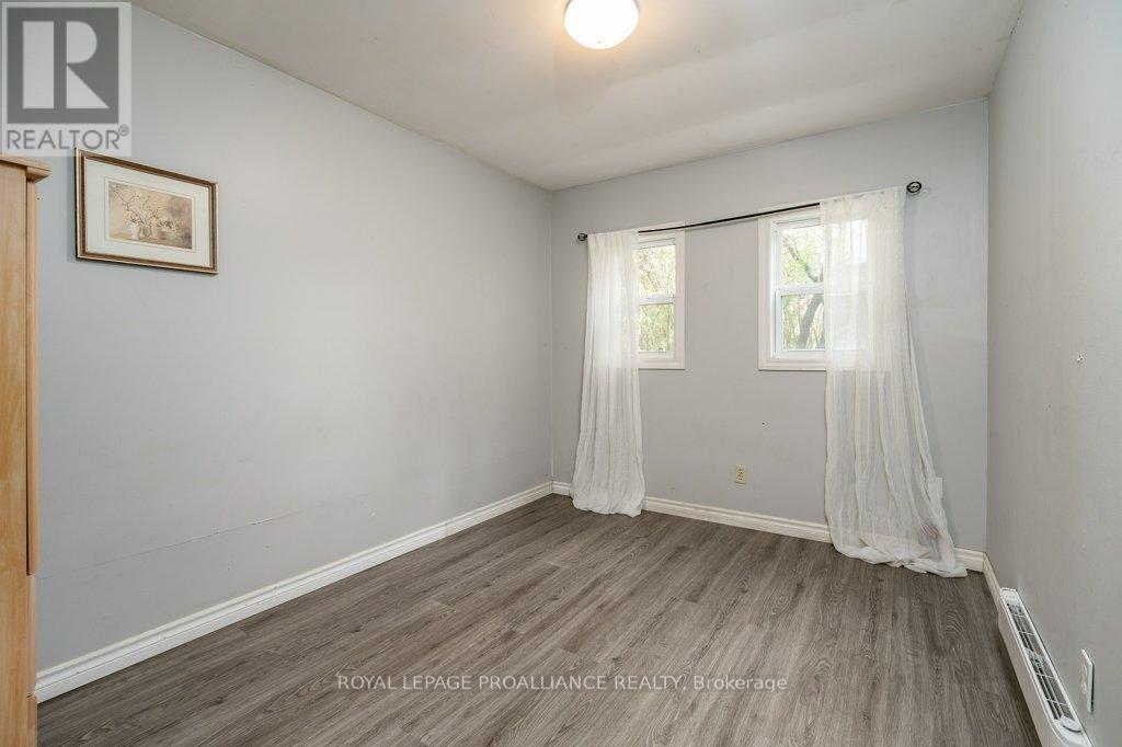 21901 Loyalist Parkway, Quinte West (Murray Ward), Ontario  K0K 1L0 - Photo 15 - X12480647