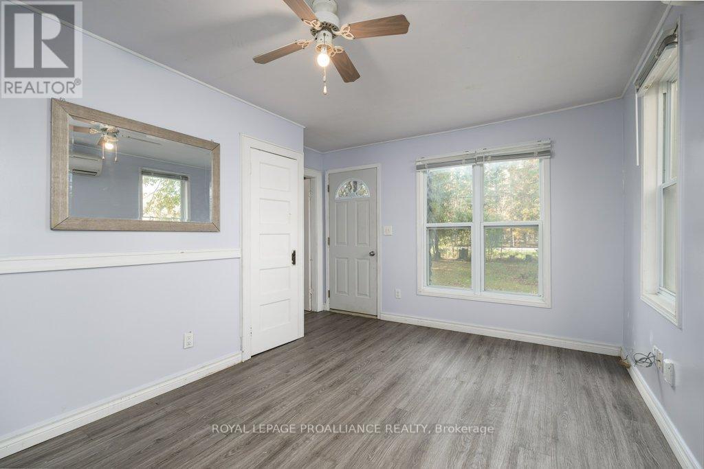 21901 Loyalist Parkway, Quinte West (Murray Ward), Ontario  K0K 1L0 - Photo 8 - X12480647