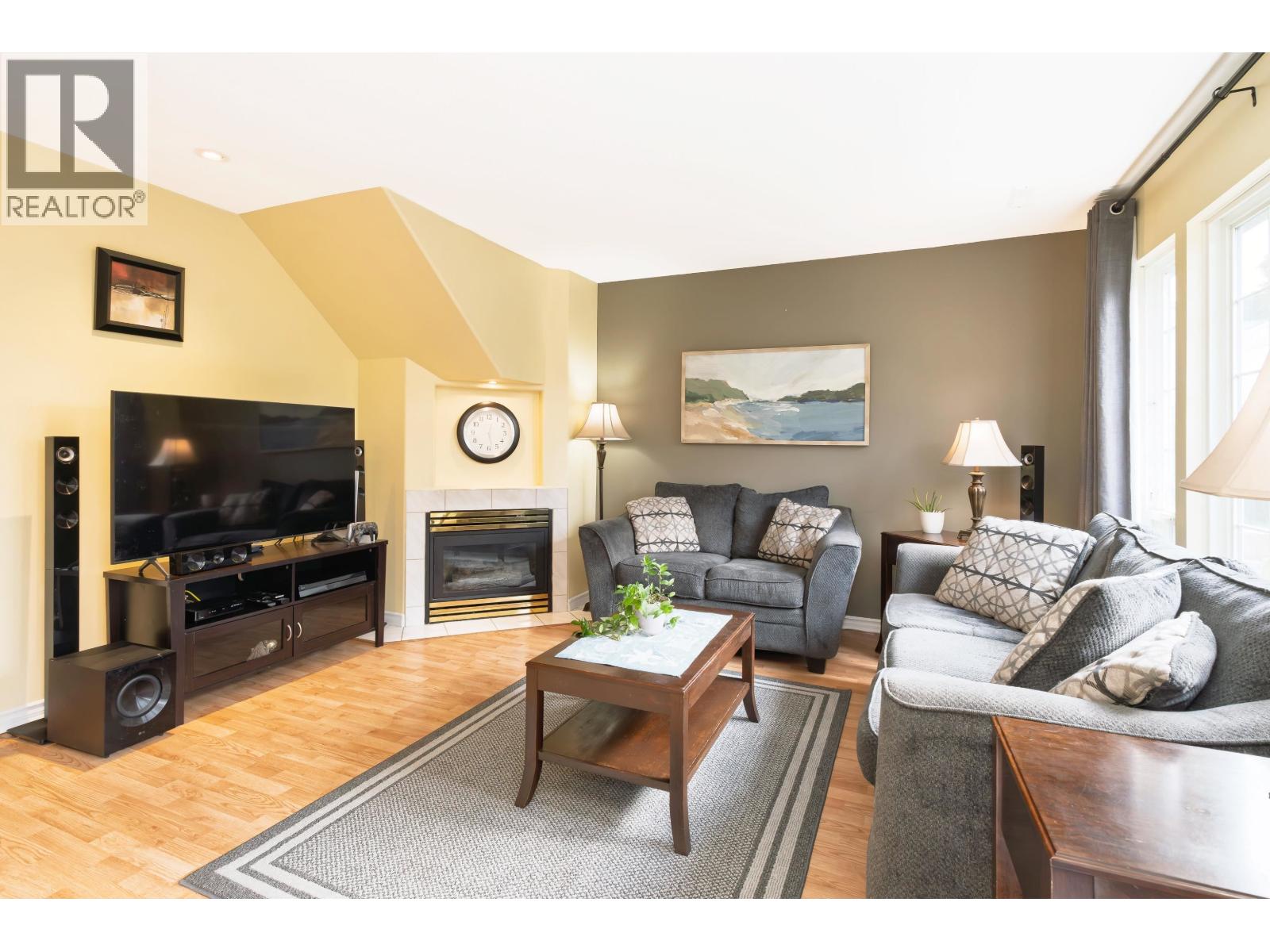4 12070 216 Street, Maple Ridge, British Columbia  V2X 5J3 - Photo 3 - R3059822
