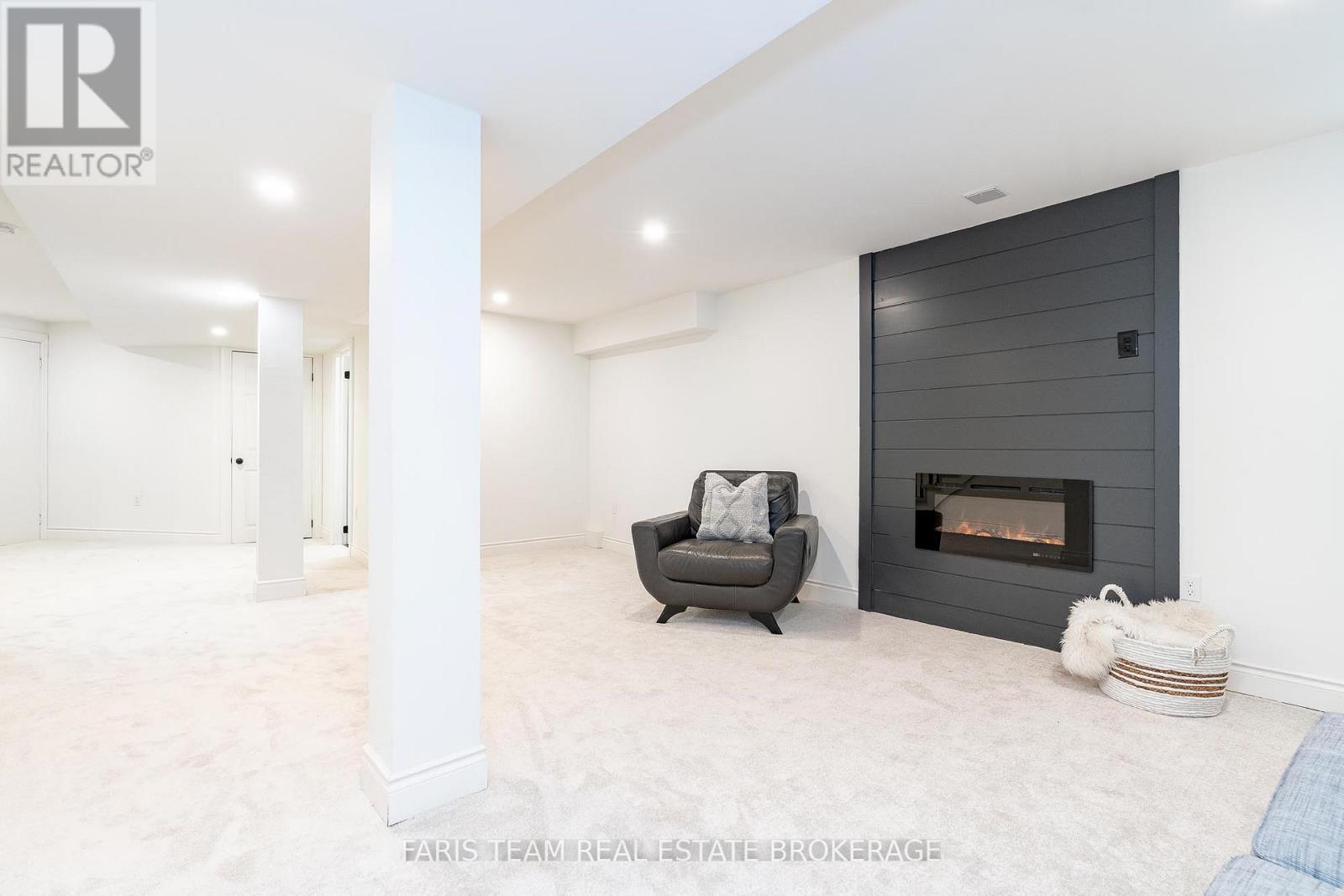 102 Country Lane, Barrie (Painswick South), Ontario  L4N 0N3 - Photo 34 - S12480594