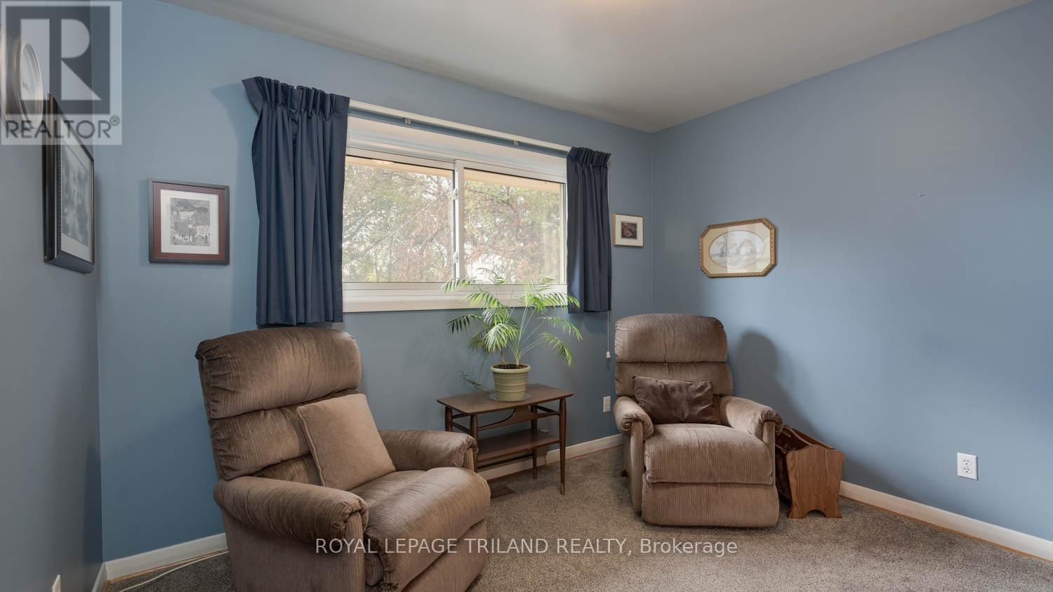97 Goldwick Crescent, London East, Ontario  N5V 2K9 - Photo 10 - X12480635