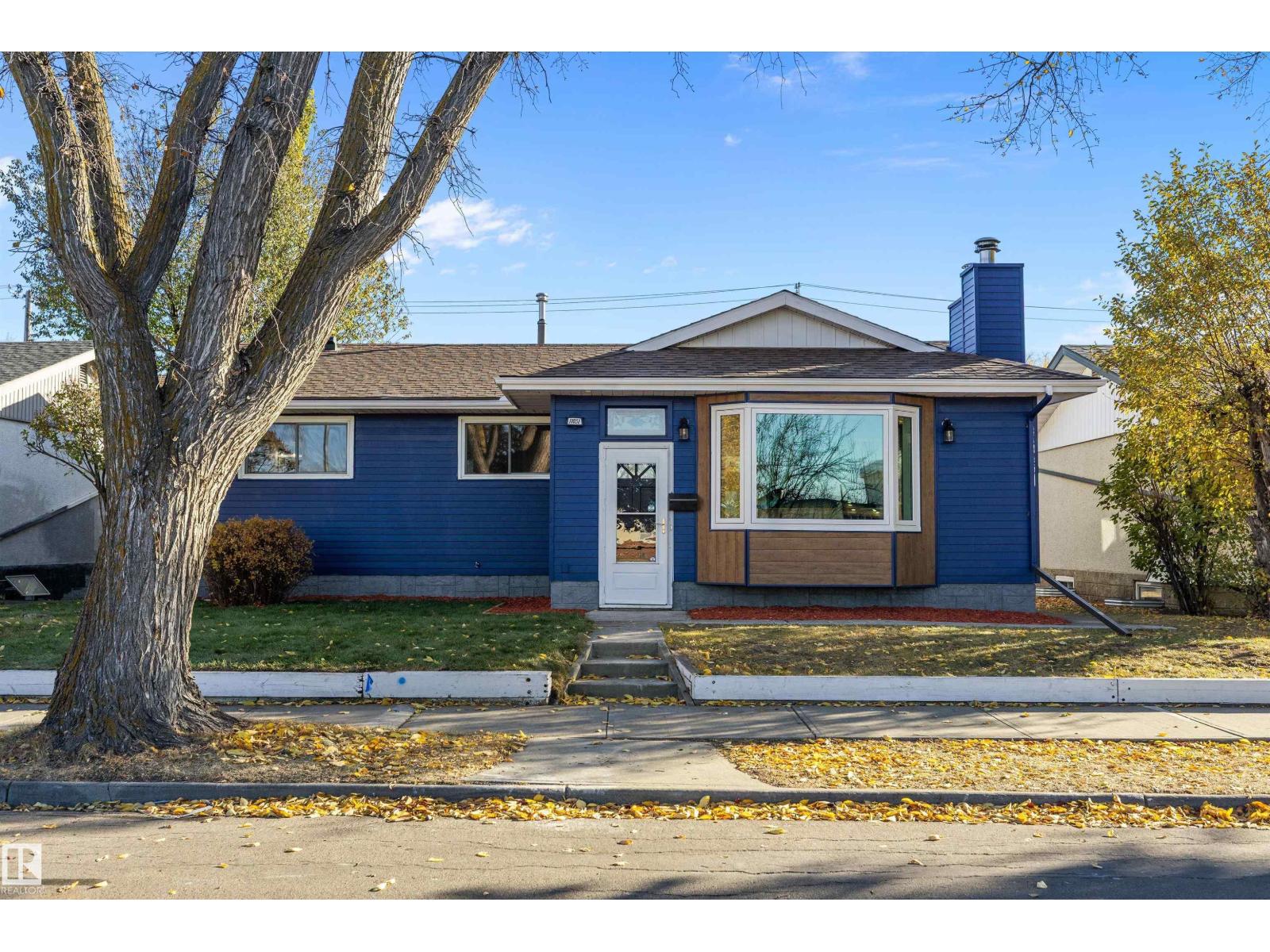 11031 153a St Nw, Edmonton, Alberta  T5P 2E7 - Photo 2 - E4463366
