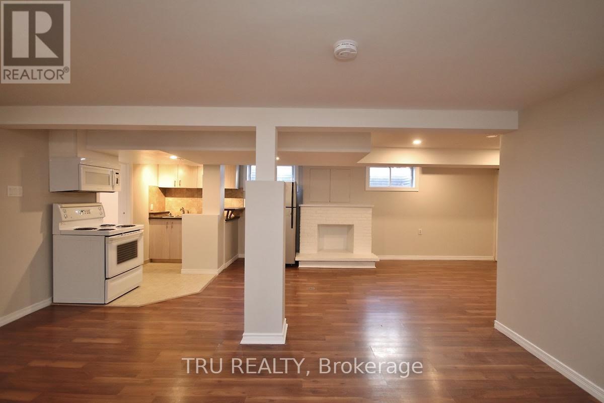 B - 2555 Iris Street, Ottawa, Ontario  K2C 1E2 - Photo 8 - X12480659