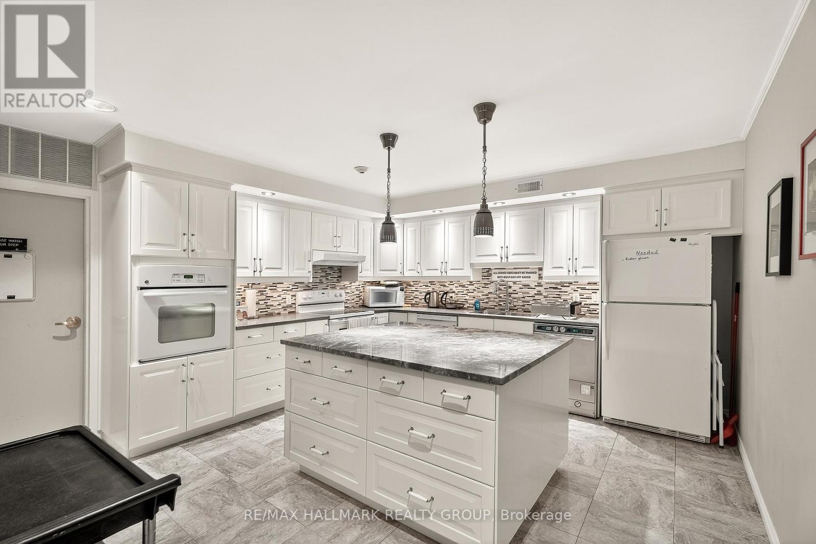 1702 - 1195 Richmond Road, Ottawa, Ontario  K2B 8E4 - Photo 43 - X12480662