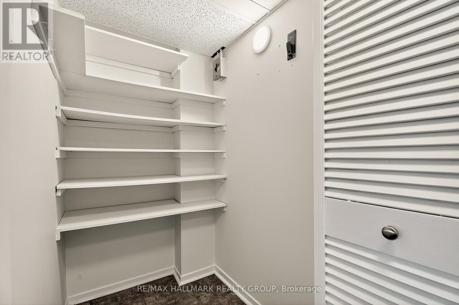 1702 - 1195 Richmond Road, Ottawa, Ontario  K2B 8E4 - Photo 8 - X12480662
