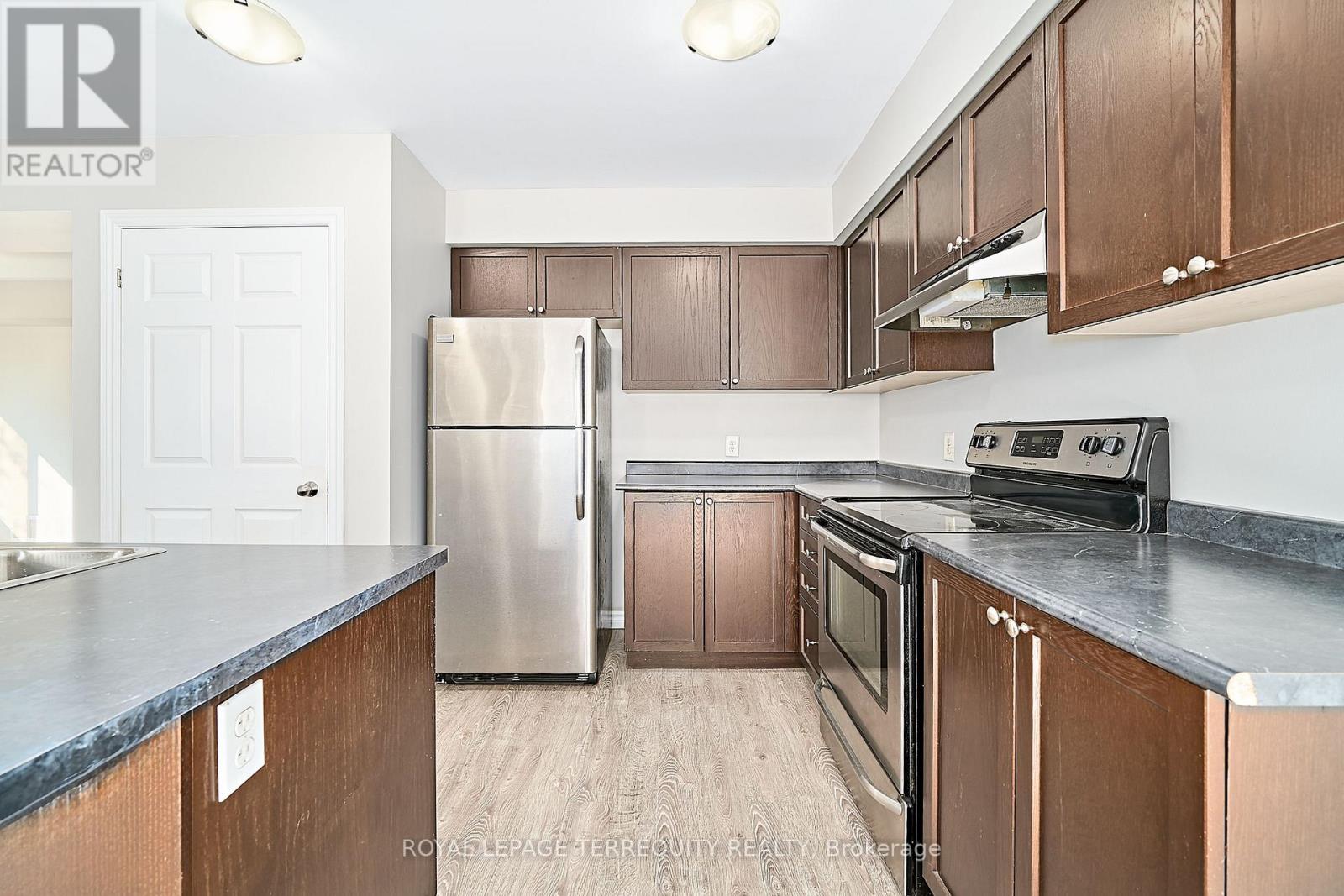 140 Mary Street N, Oshawa, Ontario  L1G 5B9 - Photo 32 - E12479435