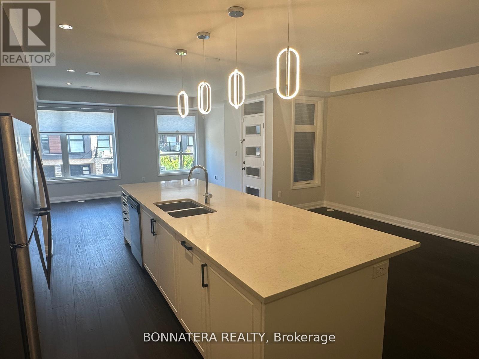 2461 Belt Lane, Oakville, Ontario  L6M 5L9 - Photo 14 - W12480507