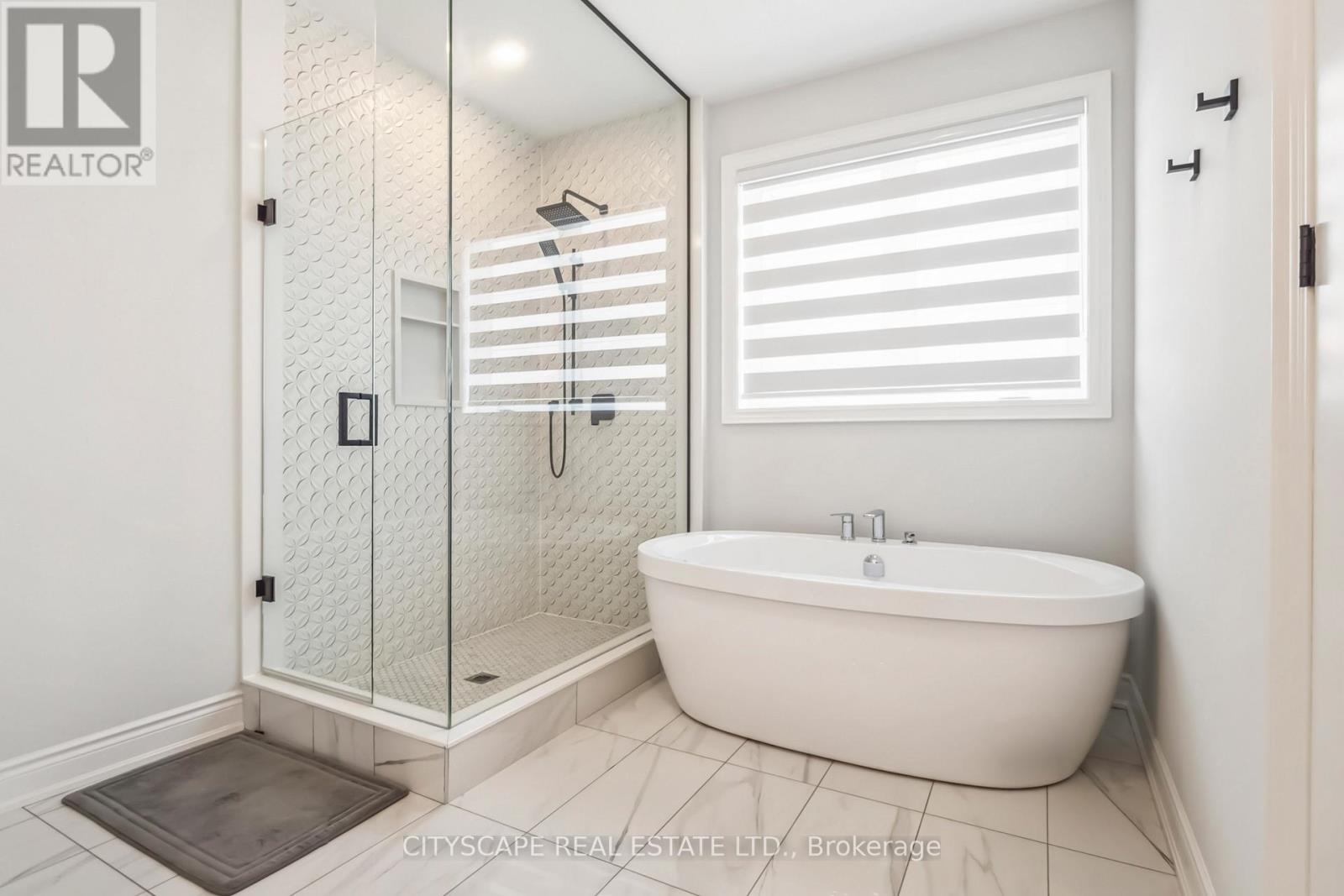 1268 Meadowside Path, Oakville, Ontario  L6M 5M9 - Photo 36 - W12480540