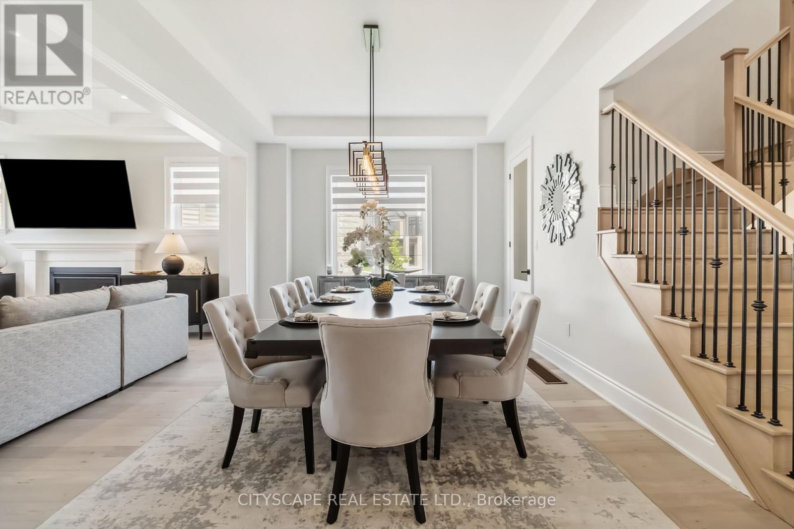 1268 Meadowside Path, Oakville, Ontario  L6M 5M9 - Photo 6 - W12480540