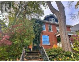 696 INDIAN ROAD, Toronto, Ontario