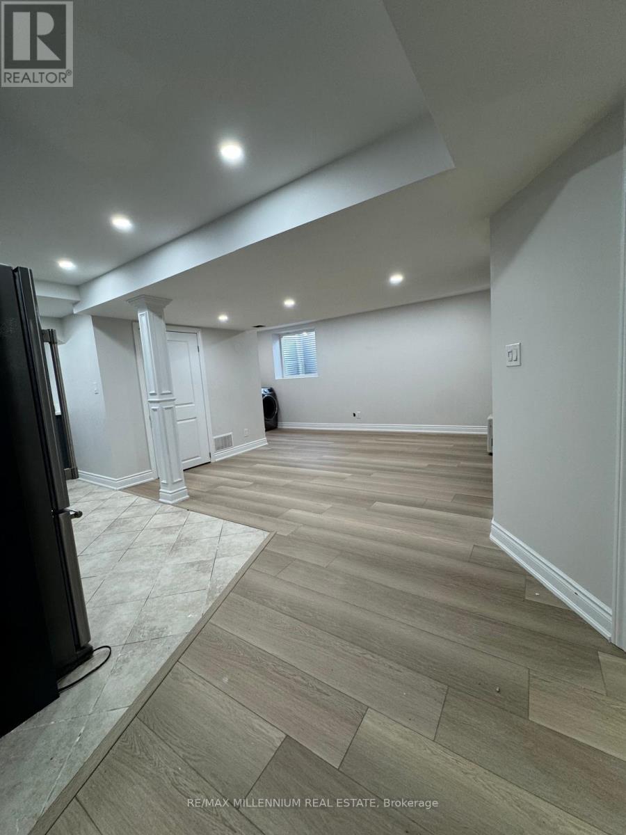 Bsmt - 4 Mountland Road, Brampton, Ontario  L6P 1Z9 - Photo 5 - W12480550