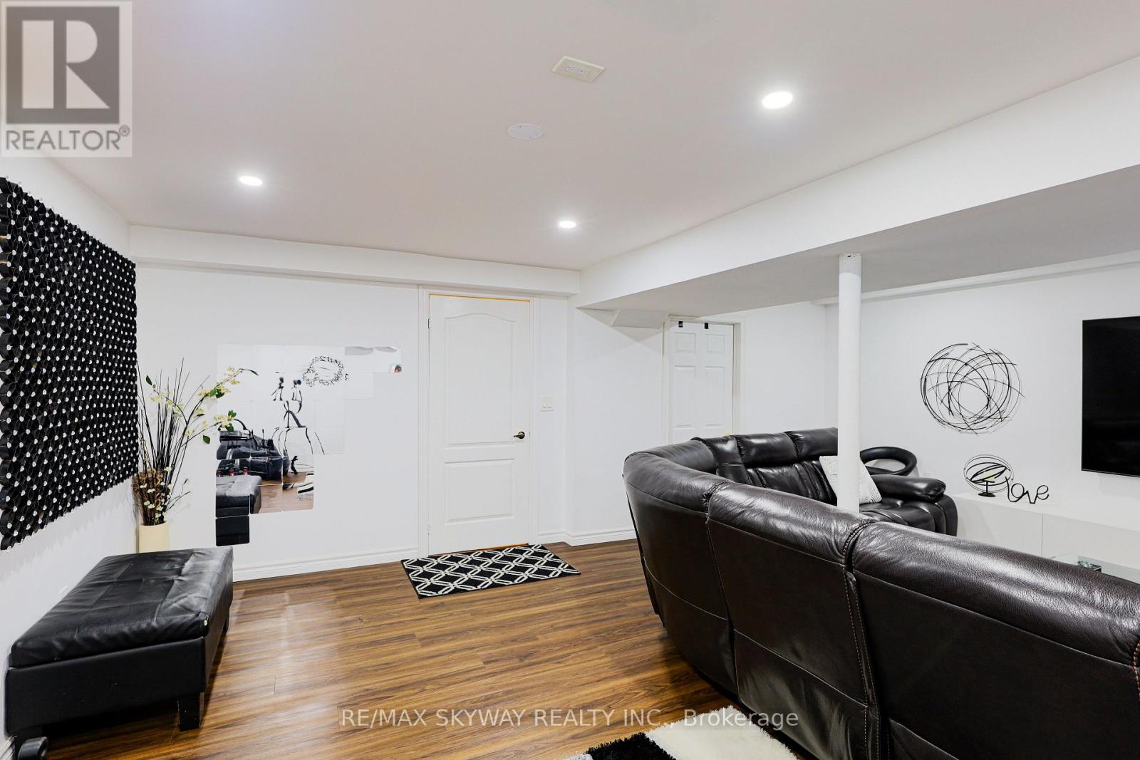 118 Leeward Drive, Brampton, Ontario  L6S 5V9 - Photo 45 - W12480555