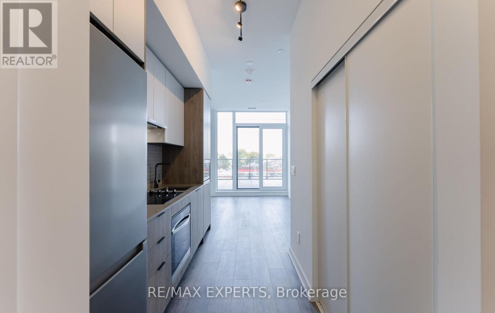 214 - 1007 The Queensway, Toronto, Ontario  M8Z 6C7 - Photo 3 - W12480569