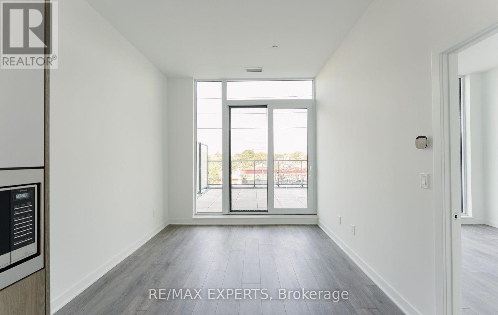 214 - 1007 The Queensway, Toronto, Ontario  M8Z 6C7 - Photo 4 - W12480569