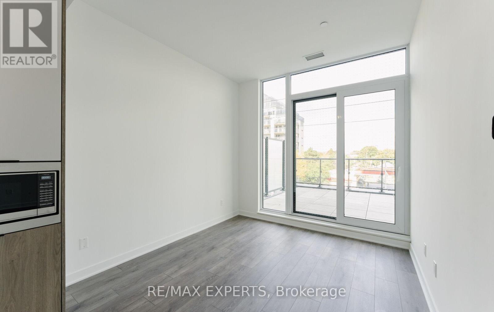 214 - 1007 The Queensway, Toronto, Ontario  M8Z 6C7 - Photo 6 - W12480569