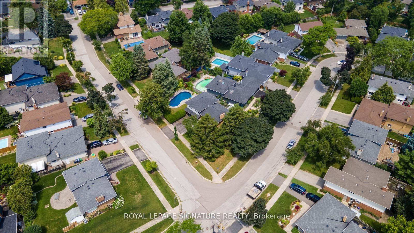 1469 Hillgrove Road, Mississauga, Ontario  L5J 3M2 - Photo 39 - W12480583