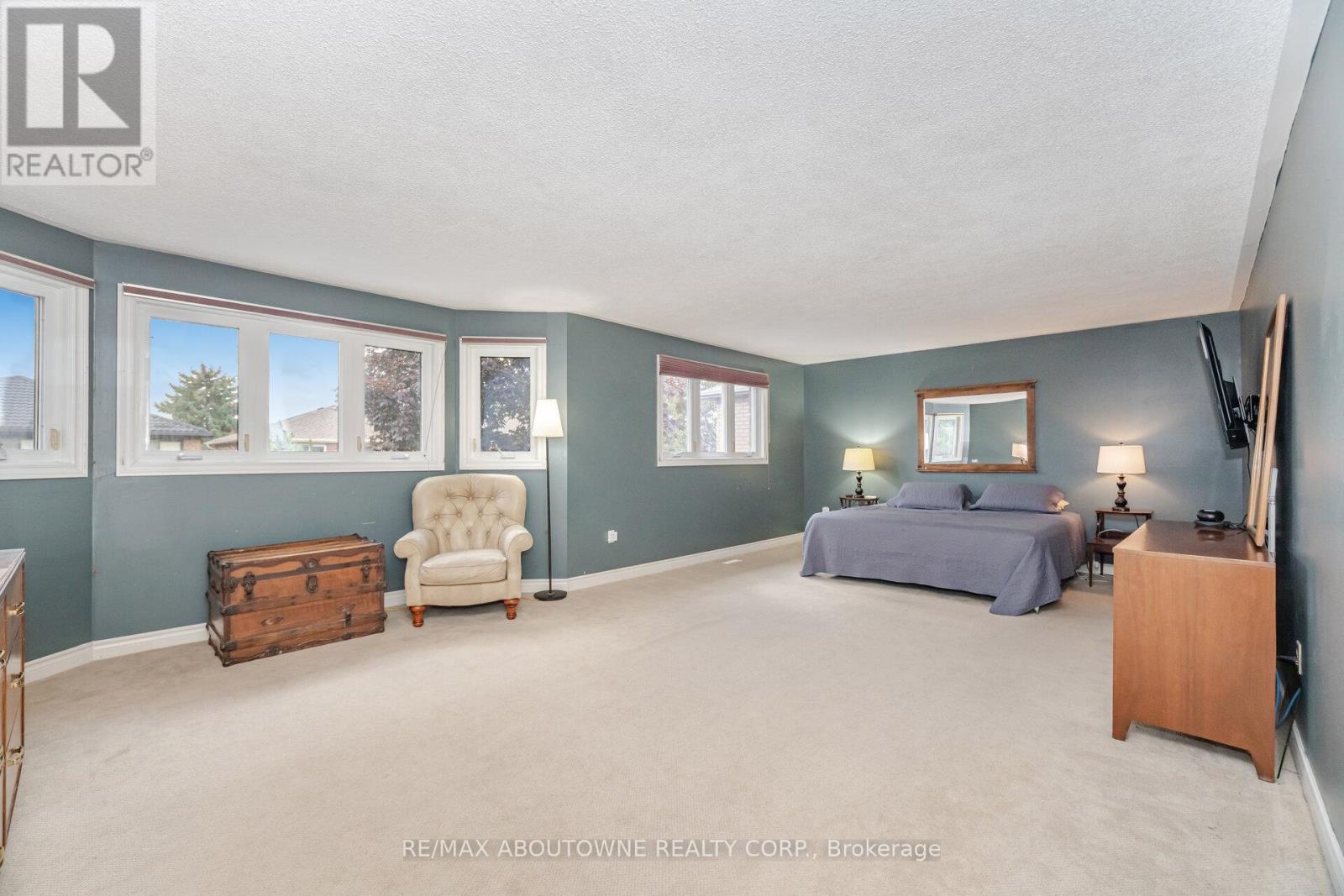 3704 Ketchum Court, Mississauga, Ontario  L5L 4S4 - Photo 26 - W12480590